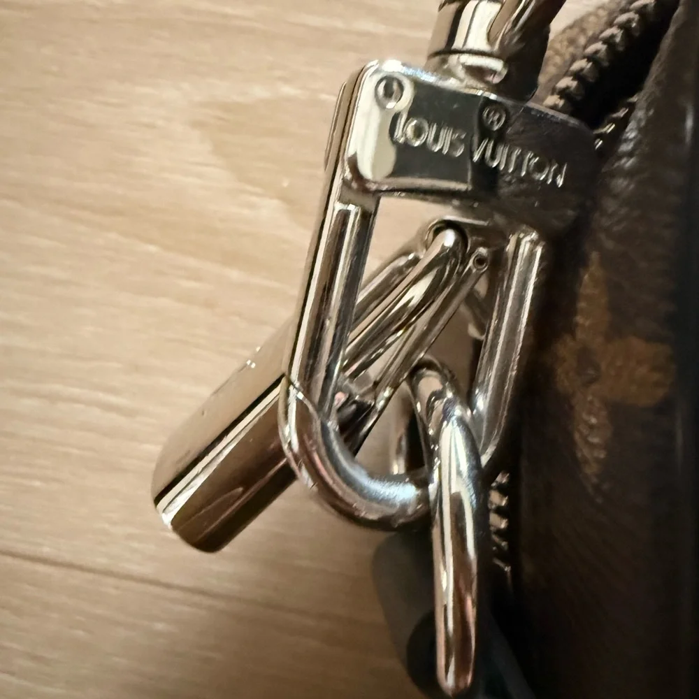 Authentic LOUIS VUITTON Monogram Macassar Porte Documents-Voyage PM